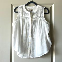 Loft Petite M White Button Up Sleeveless Shirt No Tags But Never Worn Cotton Button-up Vest Top, Sleeveless Tops With Buttons For Vacation, Sleeveless Buttoned Top For Vacation, Casual Cotton Tank Top With Buttons, White Cotton Tank Top With Buttons, Cotton Tank Top With Buttons, White Cotton Buttoned Tank Top, White Buttoned Tank Top, Casual Cotton Tank Top With Button Closure