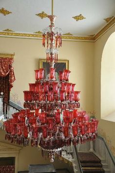 Red Glass Belgian Chandelier Contemporary Decor, Antique Furniture, Vintage Decor, Chandeliers, 19th Century, Palace, Diy Home Decor, Pakistan, Modern House