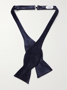 Brunello Cucinelli's bow tie is the perfect finishing touch for formal looks. It's crafted from lustrous duchesse silk and cotton-blend satin and designed to be tied by hand. At the end of the night, wear it undone for a rakish look. Bow Tie For Men, Silk Bow Ties, Tie For Men, Silk Bow, Mens Bow Ties, Night Wear, Satin Bow, Formal Looks, Brunello Cucinelli