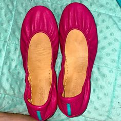 Excellent Used Condition Some Wear On Bottom Of Shoe Bottom Of Shoe, Tieks Shoes, Pink Flats, Fuchsia Pink, Flat Color, Flat Shoes Women, Loafer Flats, Loafers, Size 10