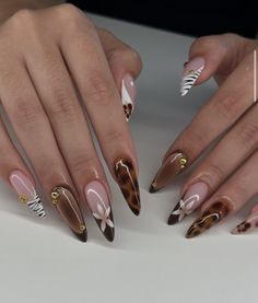 Trending Oval Nails, Almond Long Nails Ideas, Different Animal Print Nails, Birthday Sagittarius Nails, Graduation Nails Black Women, Almond Nails Fall 2024, Nail Art Designs Baddie, Persian Nails, Pointy Almond Nails Designs