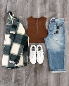 Discover all the trendy back to school fall outfit essentials. From shackets to neutral tones, distressed denim, & basics. #letsbepriceless #style #streetstyle #ootd #womensfashion #womensoutfit #outfitideas #stylinginspo #casualoutfit #datenight #fashion #dreamcloset #chicoutfits #affordablestyle #teenoutfits #simpleoutfits #casualfashion #softgirlaesthetic #trendyoutfits #90sfashion #aestheticoutfits #BacktoSchool #FallOutfit #CollegeFashion #fallfashion #schoolfashion #fallstyle #fallvibes Brown Shacket Outfit, Brown Bodysuit Outfit, Bodysuit Jeans, Chic Style Inspiration, Brown Bodysuit, Thanksgiving Outfit Ideas, Cute Thanksgiving Outfits, Thanksgiving Outfit Women, Amazing Clothes