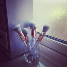 bissmirecharlotte "Love a little treat, now I need new make up." GWA's Marble Collection makeup brushes #gwalondon Makeup Brush, Powder Brush