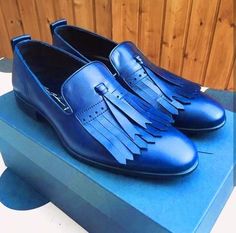 Handmade+Men's+Blue+Fringe+Round+Toe+Stylish+Leather+Shoes    Upper+Material+Genuine+Leather  Inner+Soft+Leather  Style+Fringe  Color+Blue+  Sole+Leather  Gender+Male  Heel+Leather    Manufacturing+Time+7+to+10+Business+Days    IMPORTANT+NOTE    Please+measure+your+foot+size+according+to+the+size... Fringe Shoes, Quality Leather Boots, Custom Design Shoes, Suede Leather Shoes, High Ankle Boots, Leather Loafer Shoes, Handmade Leather Shoes, Loafers Shoes, Royal Blue Color