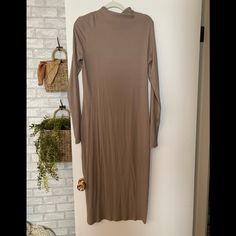 Mock Neck Dress. Stretchy And Comfy. Long Sleeves. Nwot H&m Casual Long Sleeve Maxi Dress, H&m Long Sleeve Maxi Dress For Daywear, H&m Long Sleeve Midi Dress For Fall, H&m Long Sleeve Maxi Dress For Fall, H&m Fitted Long Sleeve Maxi Dress, H&m Fitted Maxi Dress For Daywear, Dress H&m, Mock Neck Dress, Knit Midi