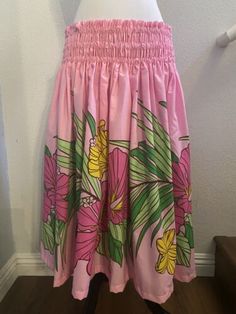 NEW PINK HIBISCUS HAWAIIAN HULA PAU PA'U HULA SKIRT 28" LONG MADE IN HAWAII | eBay Pink Beach Dress With Elastic Waistband, Pink Summer Maxi Skirt For Vacation, Tropical Beach Skirt With Tropical Print, Tropical Print Beach Skirt, Tropical Floral Print Flowy Skirt, Tropical Flowy Skirt With Floral Print, Flowy Tropical Skirt With Floral Print, Pink Floral Print Maxi Skirt For Vacation, Pink Floral Print Summer Maxi Skirt