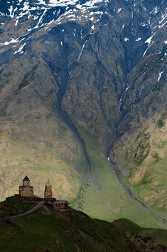 an old building on top of a mountain