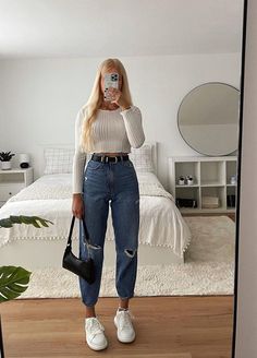 Mom Jeans Outfit, Casual College Outfits, Boyfriend Jean, Simple Trendy Outfits