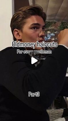 Classy Mens Hairstyles, Medium Length Tapered Hair Men, Messy Curtains Hair Men Old Money, Haircuts For Men’s Long Hair, Oldmoney Haircut For Men, Combed Back Hair Men, Mens Textured Hairstyles, Messy Curtains Hair Men, Messy Slick Back Hair Men