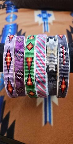 Authentic Native American Navajo Hand Beaded Headband  Perfect for a gift 🎁 Handcrafted by Navajo Artist H. Crosby❤️ Turtle not included Indian Headband, America Art, American Indian Jewelry, Native American Crafts, Beaded Headband, Native Beadwork, Beaded Bracelet Patterns, Native American Indians, Hand Beading