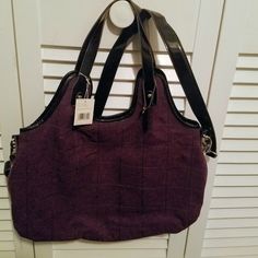 Always Fabulous This Is Another Classic Yet Timeless Liz Claiborne Handbag In Style Family Battery Park Color Amethyst. Leather Trim, Magnetic Closure, Silvertone Hardware, 2 Carrying Straps With 8.5" Strap Drop And An Adjustable, Removable Shoulder Strap With 18" - 22" Drop. Contrast Block Stitching. Measures Approx. 16" W X 11.5" H X 3" D.Gray Ribbon Print Fabric Lining. Interior Zippered Pocket, Cell Pocket And Small Slip Pocket For Id. 50% Wool, 32% Rayon 18% Polyester, Black Leather Trim. Liz Claiborne, Purse, Womens Tote Bags, Leather Trims, Bags Handbags, 3 D, Printing On Fabric, Black Leather, Bag Lady