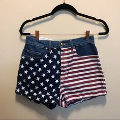 Fun Original American Apparel American Flag Shorts! These Fun Shorts Are Perfect For Pairing With A Vintage Rock Tee And Heels Or Celebrating The Fourth In The Summertime! Size 28 Nwt Casual Flag Print Bottoms For Beach, Casual Bottoms With Flag Print For Beach, Casual Beach Bottoms With Flag Print, Blue Patriotic Bottoms With American Flag, Patriotic Flag Print Bottoms For 4th Of July, Patriotic American Flag Print Bottoms, Patriotic Blue Bottoms With American Flag, Patriotic American Flag Print Blue Bottoms, Patriotic Bottoms With Flag Print For 4th Of July