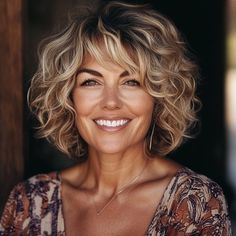 Curly Bob With Glasses, Curly Bob Hairstyles 2024, Bob Cut Wavy Hair, Curly Layered Bob With Bangs, Curly Shaggy Bob, Short Curly Layered Hair, Short Curly Bob With Bangs, Short Curly Hair Bob