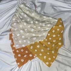 Set Of Three Floral Banana Headbands. Elastic Headband, Light Weight And Flowy Fabric. Brand Unknown, Never Worn! Bundle 3 Items For $15 That Say 3 For $15 In The Title :) Bandana Headbands, College Core, Thrift Ideas, Floral Bandana, Bandana Headband, Flowy Fabric, Elastic Headband, Elastic Headbands, Bandanas