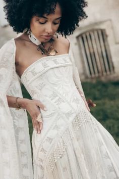 Rue de Seine - Angeline Off White by Rue De Seine | Everthine Bride Wedding Vision, Handmade Modern, Book Your Appointment, Designer Wedding, Modern Bohemian, Wedding Board, Bridal Boutique, Designer Wedding Dresses, Dream Dress