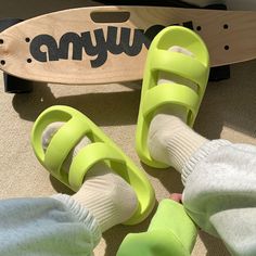 Pillow Slides, Slides Slippers, Short Curly Wigs, Sandals Platform, Home Slippers, Green Pillows, Platform Slippers, Slides Sandals, Purse Accessories