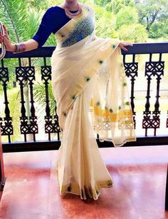 Kerala onam saree blouse neck designs Kerala Hairstyles, Saree Outfit Ideas, Onam Saree Blouse, Onam Fashion, Onam Saree Kerala, Set Saree Kerala, Kerala Outfits, Kerala Cafe, Kerala Sari