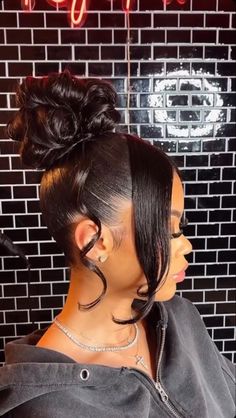 Wig Buns For Black Women, Pin Updo Hairstyles For Black Women, Birthday Lunch Outfit Black Women, Prom Hairstyles With Natural Hair, High Messy Bun Prom, Black Woman High Ponytail, High Bun Hairstyles For Black Women Prom, Pin Curls Ponytail For Black Women, Updo Styles For Black Women Prom