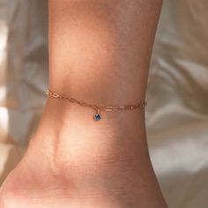 "❤️ Grab 3 fabulous items and enjoy a delightful 25% off when you use the code BUY3GET25 Celebrate a special someone's birthday with our Clip Chain Birthstone Anklet. This anklet is designed to hold the birthstones for whole months, making it a perfect birthday gift. It's a thoughtful and personalized present that captures the essence of their birth month and adds a touch of elegance to their style. #YOU MAY LIKE THIS Gold paper clip anklet https://www.etsy.com/listing/1530606697/gold-paper-clip Trendy Valentine's Day Gift Anklets, Blue Dainty Anklets For Gift, Adjustable Anklets For Valentine's Day Gift, Trendy Hypoallergenic Anklets For Gifts, October November December, Valentines Day Gift Ideas, Gold Paper, Anklet Jewelry, Birth Month