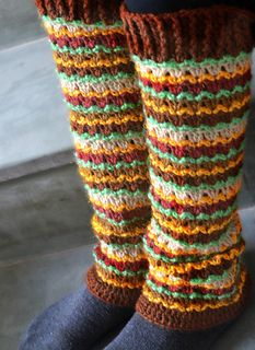 Striped knee high leg warmer pattern by The Lazy Hobbyhopper Knit Leggings Pattern, Leg Warmer Pattern, Leg Warmers Pattern, Crochet Leg Warmers, Elegant Crochet, Womens Crochet Patterns, Knit Leg Warmers, Leg Warmer, Crochet Fall