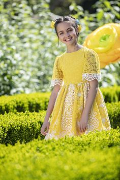 Cotton lace detail over a yellow dress Yellow Party Dress, White Lace Party Dress, Yellow Party Dresses, White Party Outfit, Party Dress Classy, Fall Fashion Skirts, Yellow Party, Designer Dresses For Kids, Lace Party Dresses