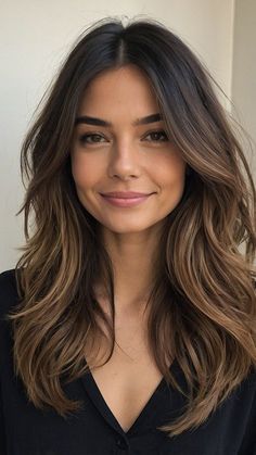 Medium Length Brunette Curtain Bangs, Midlength Haircuts With Choppy Layers, Medium Length Haircut With Short Layers, Haircut For Medium Length Hair Layered, Medium Length Frizzy Hair, Haircuts For Fine Wavy Hair Long, Medium Length Haircut With Layers Side Bangs, Wavy Hairstyles Medium Length, Map Photoshoot