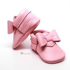 At AnastasiyDesign we use only the best quality materials. Every pair of moccasins is handmade and will provide exceptional comfort to your babies. 100% GENUINE LEATHER we use will make sure their feet stay dry and warm. Nothing but the perfect is acceptable Please see the listing for available sizes. PLEASE READ VERY IMPORTANT MAKE SURE THAT YOU MEASURE YOUR LITTLE ONE'S FEET BEFORE YOU PLACE AN ORDER. THERE WILL BE NO RETURNS OR EXCHANGES BECAUSE EVERY PAIR IS HANDMADE ESPECIALLY FOR YOUR ORDE Pink Booties With Soft Sole For Playtime, Cute Pink Booties With Rubber Sole, Cute Pink Booties With Soft Sole, Pink Soft Sole Closed Toe Booties, Pink Closed Toe Booties With Soft Sole, Cute Pink Booties For Gift, Cute Pink Booties As Gift, Pink Booties With Soft Sole For Gift, Pink Booties With Soft Sole As Gift