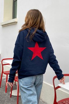 Hoodie with Star printed, front pockets, long sleeves, long length, relaxed fit. Y2k Star, The Smiths, Winter Fits, Moda Vintage, Print Sweatshirt, Mode Vintage, Print Hoodie, Matching Shirts, Star Print