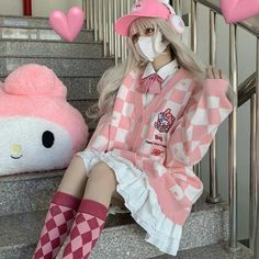 My Melody Buttoned Pink Cardigan Aesthetic Sanrio, Cardigan Rosa, Hip Hop Fashion 90s, 90s Y2k Fashion, Fall Outfits Y2k, Y2k Summer Outfits, Hearts Design, Baby Tees Y2k, Y2k Baby Tee