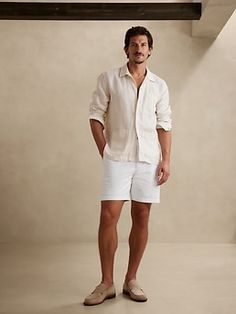 Soft and sophisticated, this resort-ready pair of seersucker shorts employs sumptuous cotton and a pleated front to set a more-tailored tone for any occasion.  SLIM FIT: Mid rise, with a slim leg.  Zip fly with button closure.  Front and back pockets St Tropez Outfit Men, Men’s Beach Attire, Casual Cocktail Attire Men Summer, Palm Springs Mens Outfits, Mens Rehearsal Dinner Outfit Summer, Summer Casual Men Outfits, White Party Attire Men, Beach Wedding Outfits For Men Guest, Men’s Dress Attire For Beach Wedding