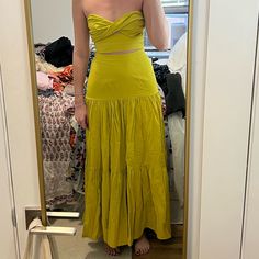 Size Small Never Worn Yellow Fitted Maxi Skirt For Day Out, Fitted Yellow Tiered Maxi Skirt, Chic Yellow Maxi Skirt For Spring, Yellow Spring Maxi Skirt For Day Out, Top Skirt Set, Green Yellow, Skirt Set, Womens Dresses, Skirt