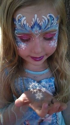 Frozen Face Paint, Princess Face Painting, Bodysuit Tattoos, Princess Canvas, Christmas Face Painting, Frozen Face, Girl Face Painting, Princess Face, Princess Makeup