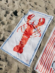 LOBSTER BEACH TOWEL 🦞 Original hand-drawn design (by me!  printed on a soft beach towel 🦞 Heavyweight 🦞 30"x60" 🦞 Soft Polyester facing 🦞 White cotton loop backing 🦞 50% Polyester 50% Cotton 🦞 Vibrant, one-sided print 🦞  Due to the thickness of the towel the print colors may not soak all the way through the fabric and white background can show through when towel fibers are stroked. *Please Note: Returns are not accepted for my products due to their made-to-order nature. Because of this c Cool Beach Towels, Beach Towel Design, Cute Beach Towels, Mediterranean Pool, Lobster Design, Summer Beach Towels, Coastal Aesthetic, Towel Design, Aesthetic Gift