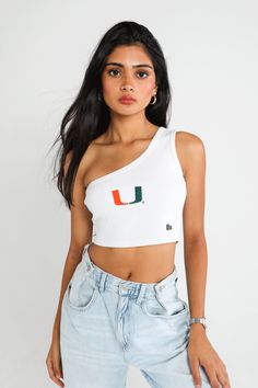 The Senior Top! This one shoulder top is the perfect trendy piece for game days or hanging out on campus! Made with top quality ribbed fabric that adjusts to every body type. SIZING AND DETAILS Sizing: XS-XXL One shoulder design Cropped fit 100% Cotton Rib Embroidered logo application P.S. We’d love to see you repping this style! Make sure to tag us (@hypeandvice) to be featured :) Outfits For Miami, Trendy College Outfits, Classy Fall Outfits, Miami Outfits, Logo Application, Beach Night, University Of Miami, One Shoulder Top, Gameday Outfit