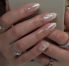 Pearl Themed Nails, Mother Of Pearl Nails, Nude Nail Art, Nails Pearl, Nails And Hair, Engagement Nails, Nude Nail, Skin Nails, Pretty Gel Nails