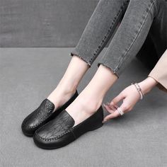 LCS2285 Women's Casual Shoes - Leather Soft Loafers | Touchy Style Soft Loafers, Comfortable Slippers, Casual Flats, Womens Clothing Sizes, Shoe Style, Slip Ons