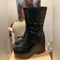 Beautiful Iridescent Faux Patent Leather Boots. Platform Wedge Aprox 4’. New With Box Wedge Platform Boots, Black Iridescent, Patent Leather Boots, Boots Platform, Platform Wedge, Wedge Boots, Black Metallic, Platform Boots, Platform Wedges