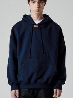 This is a casual and comfortable hoodie that is made out of high quality cotton and polyester blend fabric. With design detail of relaxed silhouette, minimal design, and kangaroo pocket, it gives a casual and trendy mood.- Relaxed silhouette- Ribbed cuff and hem- Kangaroo pocket on the front- Brown logo label on the neckline as a string holder Casual Everyday Hoodie With Side Pockets, Urban Fleece Hoodie With Side Pockets, Everyday Hooded Sweatshirt With Side Pockets, Modern Hoodie Sweatshirt With Ribbed Cuffs, Everyday Fleece Hoodie With Pockets, Solid Color Hoodie With Side Pockets And Relaxed Fit, Everyday Solid Color Sweatshirt With Drawstring Hood, Relaxed Fit Solid Hoodie With Side Pockets, Solid Color Hoodie Sweatshirt For Everyday