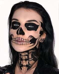 Hallowen Schminke, Makijaż Sugar Skull, Halloween Skeleton Makeup, Halloweenský Makeup, Holloween Makeup, Skeleton Face, Cute Halloween Makeup, Halloween Makeup Diy, Skeleton Makeup