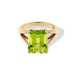 14K Yellow Gold Faceted Peridot Split Shank Ring | CHC FINE JEWELRY Unique Luxury Peridot Rings, Yellow Gold Peridot Jewelry With Emerald Cut, Yellow Gold Solitaire Peridot Rings, Luxury Fine Jewelry Peridot Gemstones, Heirloom Peridot Yellow Gold Jewelry, Heirloom Yellow Gold Peridot Jewelry, Yellow Gold Polished Peridot Jewelry, Luxury Faceted Peridot Jewelry, Luxury Peridot Three-stone Rings