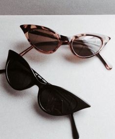 Cat Eye Colors, 90s Sunglasses, Cute Sunglasses, Retro Glasses, نظارات شمسية, Trendy Sunglasses, Cool Sunglasses, Sunglasses & Glasses, Mode Vintage