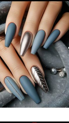 Fall Matte Ombre Nails, Light Classy Nails, Elegant Blue Nail Designs, Nail Color Combinations Ideas, Square Nails Winter Colors, Vacation Nail Colors 2024, Long Gel Nail Designs, Sns Nails Fall, Natural Matte Nails