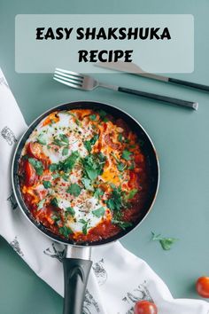 an easy shakshuka recipe in a skillet