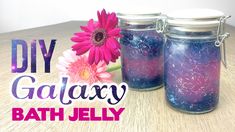 Glittery GALAXY Bath Jelly! Lush & Tumblr Inspired DIY Lush Diy, Bath Jellies, Jelly Soap, Shower Jellies, Galaxy Gifts, Diy Galaxy, Do It Yourself Crafts