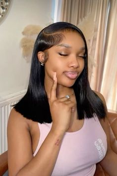 Frontal Bob Hairstyles, Wig Bob Hairstyles Black Women, Bob Hairstyles Wig, Deep Side Part Wig, Short Sew In Hairstyles, Classy Short Haircuts, Short Bob Lace Front Wigs, Frontal Wig Hairstyles, Birthday Hairstyles