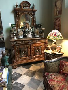 a living room filled with furniture and a lamp