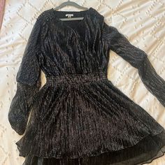 New Holiday Dress From A Habitual At Nordstrom. Never Worn. Size 14. Great Quality Silver Long Sleeve Winter Dress, Silver Long Sleeve Dress For Winter, Black Shimmer Holiday Dress, Holiday Black Shimmer Dress, Black Shimmer Mini Length Dress, Black Shiny Dress For Night Out, Dresses Holiday, Holiday Dress, Holiday Dresses