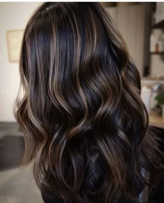 Hair Balayage Ideas, Chocolate Brown Balayage, Dark Brown Hair Color Ideas, Highlights For Dark Brown Hair, Balayage Ideas, Black Hair Balayage, Beautiful Black Hair, Brown Hair Inspo