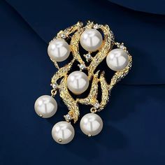 Vintage Baroque Brooch Women Men Exquisite Luxury Pearl Badges Famous Design Retro Palace Trendy Pearl Corsage, Brooches, Palace, Women Men, Pendant, Design