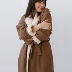 Awarded Oprah's Favorite Things of 2023 Introducing the Alaia Sherpa Robes, the epitome of coziness and comfort. Made from soft 100% cotton gauze on the outside and lined with the fuzziest material to ensure you feel wrapped in a cloud of warmth. Whether snuggling up with a good book or watching your favorite movie, they are the perfect companion for a relaxing night in. Plus, they are machine washable, making maintenance a breeze. Robe Alaia, Relaxing Night, Oprahs Favorite Things, Long Lumbar Pillow, Chef Gifts, Ikat Pillows, Favorite Movie, Wool Pillows, Coffee Lover Gifts